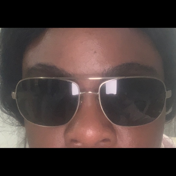 Burberry Sunglasses Unisex - Picture 8 of 8